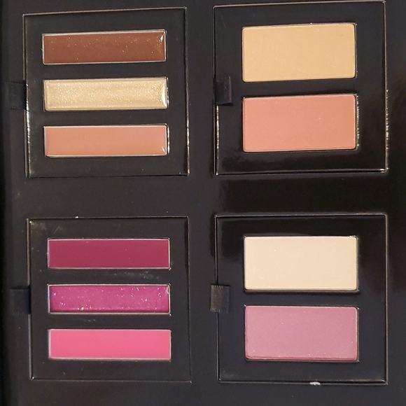 Avon makeup palette - Picture 4 of 4